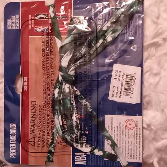 NBA PLEATED FACE COVER BOSTON CELTICS - Picture 3 of 4